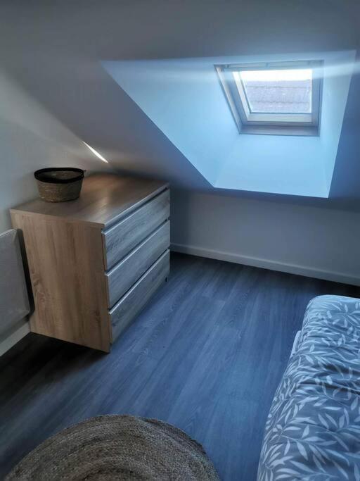 Le Petit Cloitre Apartment Langres Bagian luar foto